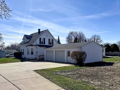 Tiny photo for 102 W 19th Avenue, Coal Valley, IL 61240 (MLS # 12599387)