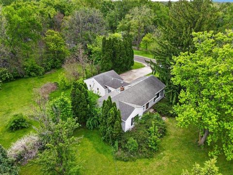Tiny photo for 5625 Lincoln Avenue, Lisle, IL 60532 (MLS # 12647571)