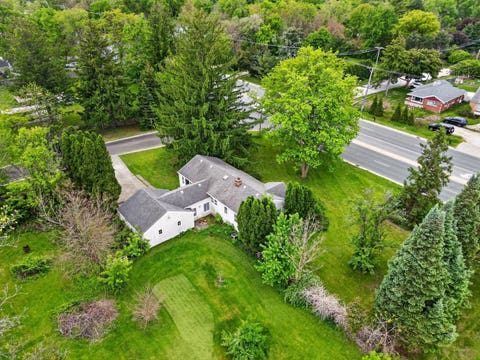 Tiny photo for 5625 Lincoln Avenue, Lisle, IL 60532 (MLS # 12647571)