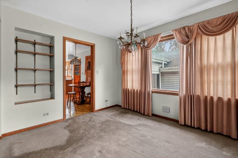 Tiny photo for 5625 Lincoln Avenue, Lisle, IL 60532 (MLS # 12647571)