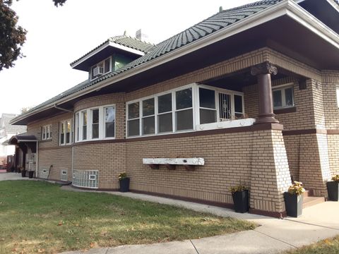 A home in Maywood