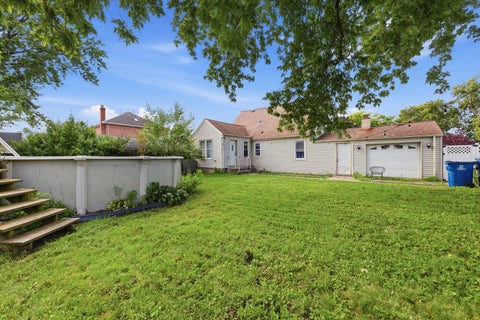 Tiny photo for 6509 W 83rd Street, Burbank, IL 60459 (MLS # 12708904)