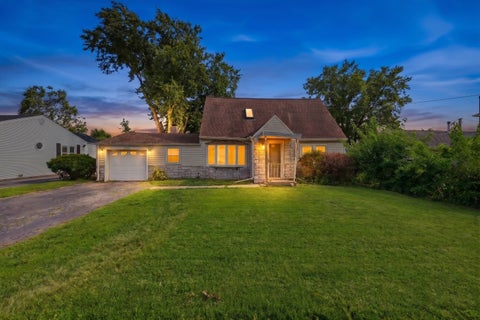 Photo of 6509 W 83rd Street, Burbank, IL 60459 (MLS # 12708904)