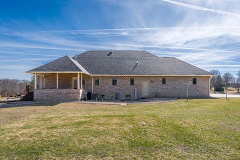 Tiny photo for 21927 71st Avenue N, Port Byron, IL 61275 (MLS # 12607414)