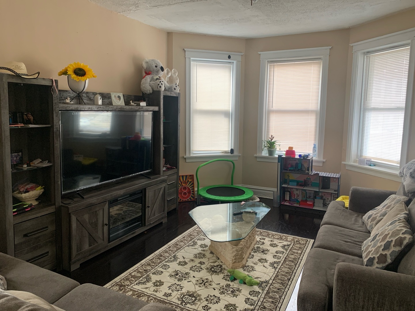 5419 S HERMITAGE Avenue