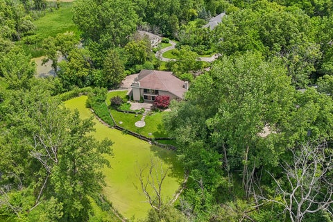 Tiny photo for 1191 Hunters Lane, Libertyville, IL 60048 (MLS # 12684921)