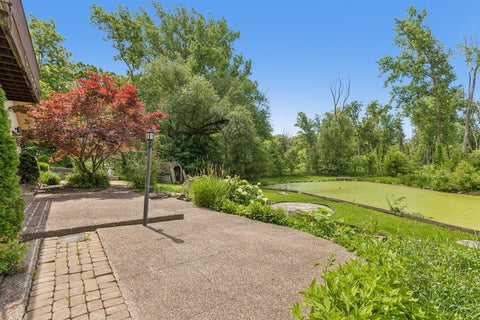 Tiny photo for 1191 Hunters Lane, Libertyville, IL 60048 (MLS # 12684921)
