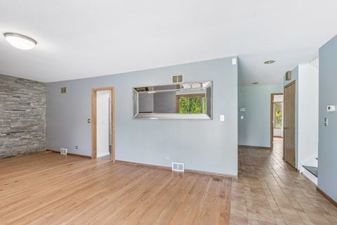 Tiny photo for 1191 Hunters Lane, Libertyville, IL 60048 (MLS # 12684921)