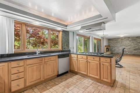 Tiny photo for 1191 Hunters Lane, Libertyville, IL 60048 (MLS # 12684921)