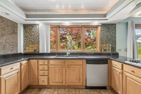 Tiny photo for 1191 Hunters Lane, Libertyville, IL 60048 (MLS # 12684921)