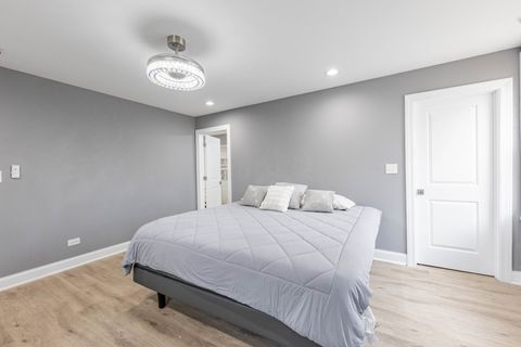 Tiny photo for 7335 S Greenwood Avenue, Chicago, IL 60619 (MLS # 12460591)