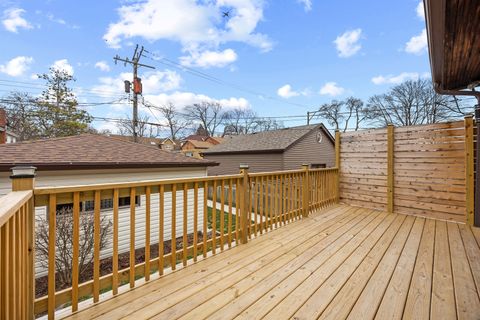 Tiny photo for 6119 N Mason Avenue, Chicago, IL 60646 (MLS # 12584442)