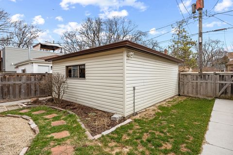 Tiny photo for 6119 N Mason Avenue, Chicago, IL 60646 (MLS # 12584442)