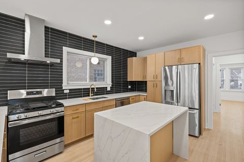 Tiny photo for 6119 N Mason Avenue, Chicago, IL 60646 (MLS # 12584442)