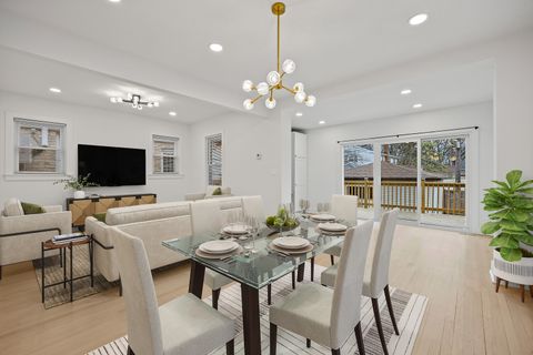 Tiny photo for 6119 N Mason Avenue, Chicago, IL 60646 (MLS # 12584442)