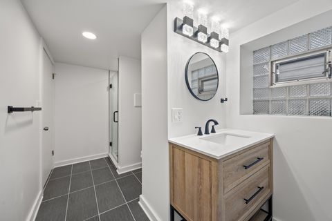 Tiny photo for 6119 N Mason Avenue, Chicago, IL 60646 (MLS # 12584442)