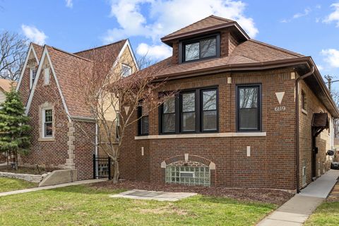 Tiny photo for 6119 N Mason Avenue, Chicago, IL 60646 (MLS # 12584442)