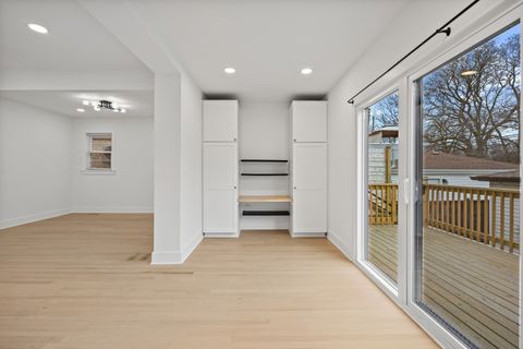 Tiny photo for 6119 N Mason Avenue, Chicago, IL 60646 (MLS # 12584442)