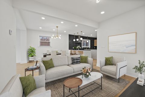 Tiny photo for 6119 N Mason Avenue, Chicago, IL 60646 (MLS # 12584442)