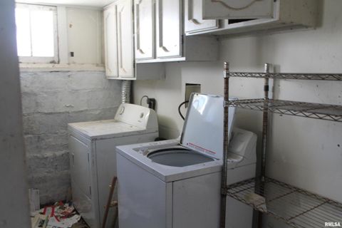 Tiny photo for 407 S Beveridge Street, Carbondale, IL 62901 (MLS # EB458806)