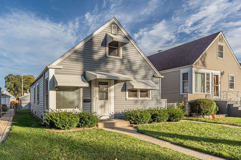 31 46th Avenue Bellwood IL 60104