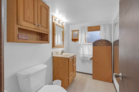 Tiny photo for 31 46th Avenue, Bellwood, IL 60104 (MLS # 12502128)