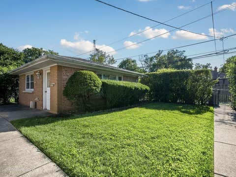 Tiny photo for 9420 Lawler Avenue, Skokie, IL 60077 (MLS # 12711926)