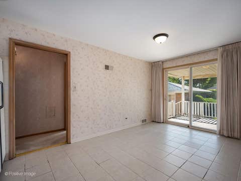 Tiny photo for 9420 Lawler Avenue, Skokie, IL 60077 (MLS # 12711926)