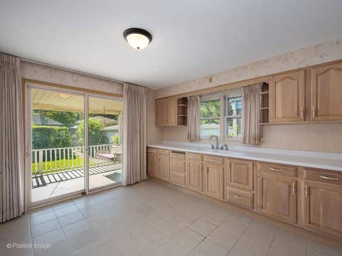 Tiny photo for 9420 Lawler Avenue, Skokie, IL 60077 (MLS # 12711926)