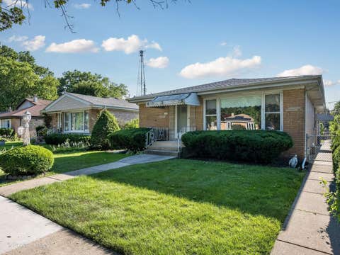 Photo of 9420 Lawler Avenue, Skokie, IL 60077 (MLS # 12711926)