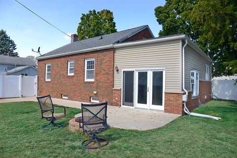 Tiny photo for 305 E 12th Street, Streator, IL 61364 (MLS # 12485494)