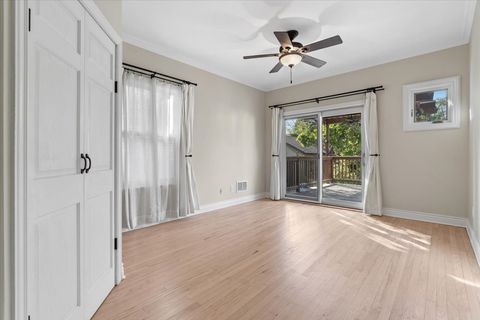 Tiny photo for 4550 N Knox Avenue, Chicago, IL 60630 (MLS # 12521229)