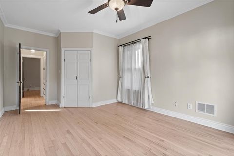 Tiny photo for 4550 N Knox Avenue, Chicago, IL 60630 (MLS # 12521229)