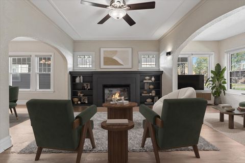 Tiny photo for 4550 N Knox Avenue, Chicago, IL 60630 (MLS # 12521229)