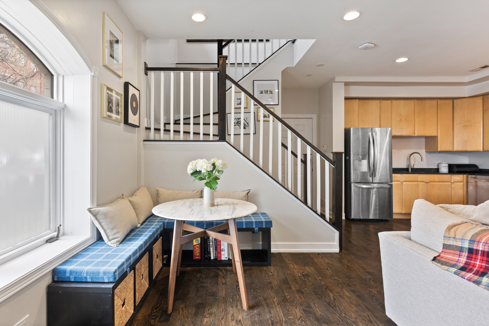 417 N NOBLE Street 5