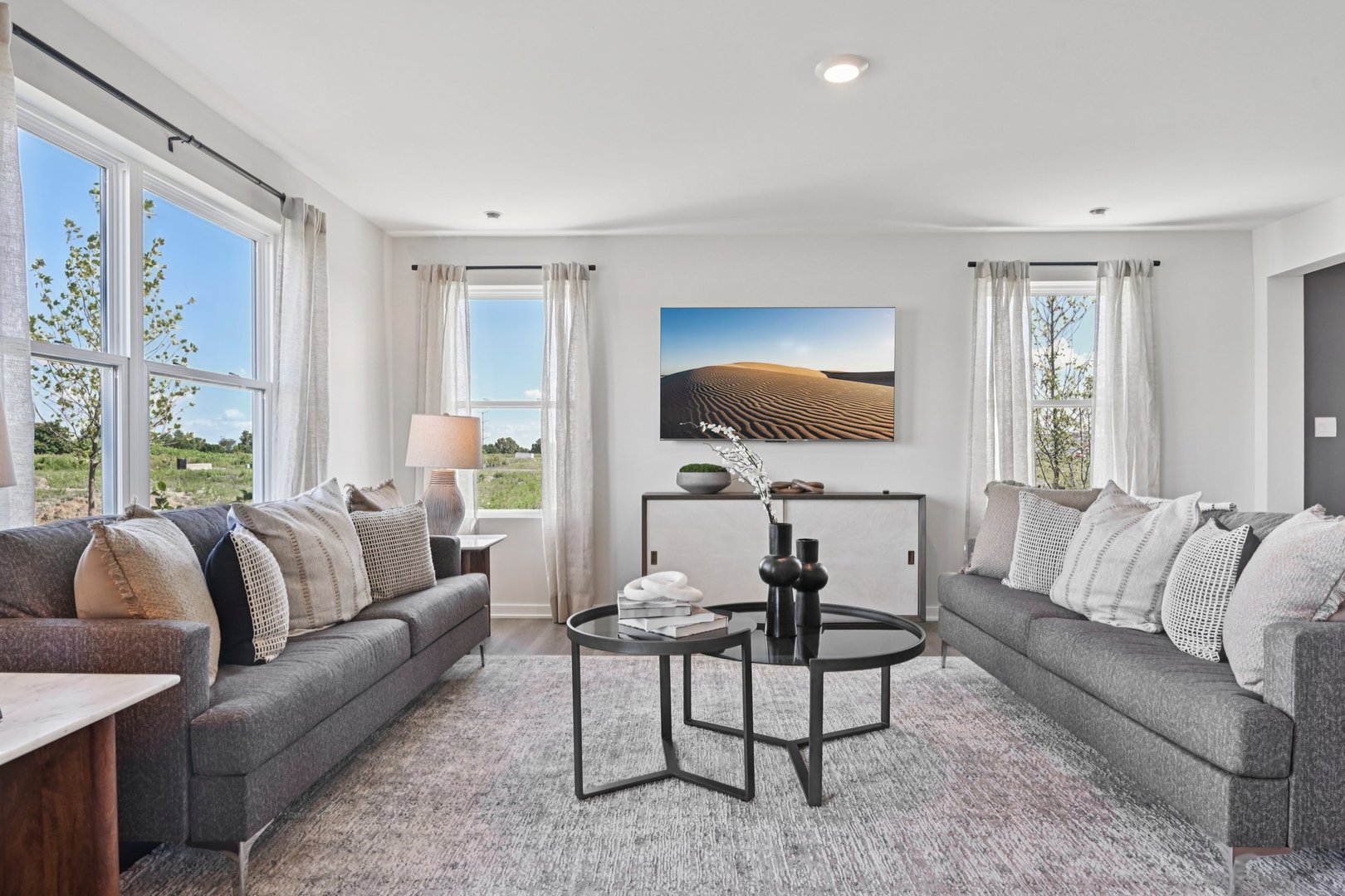 3551 Richardson Circle