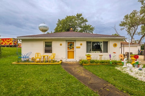 Photo of 16432 Kedvale Avenue, Country Club Hills, IL 60478 (MLS # 12766504)
