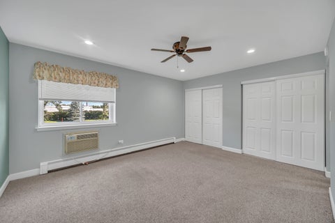 Tiny photo for 1331 S Finley Road #212, Lombard, IL 60148 (MLS # 12782638)