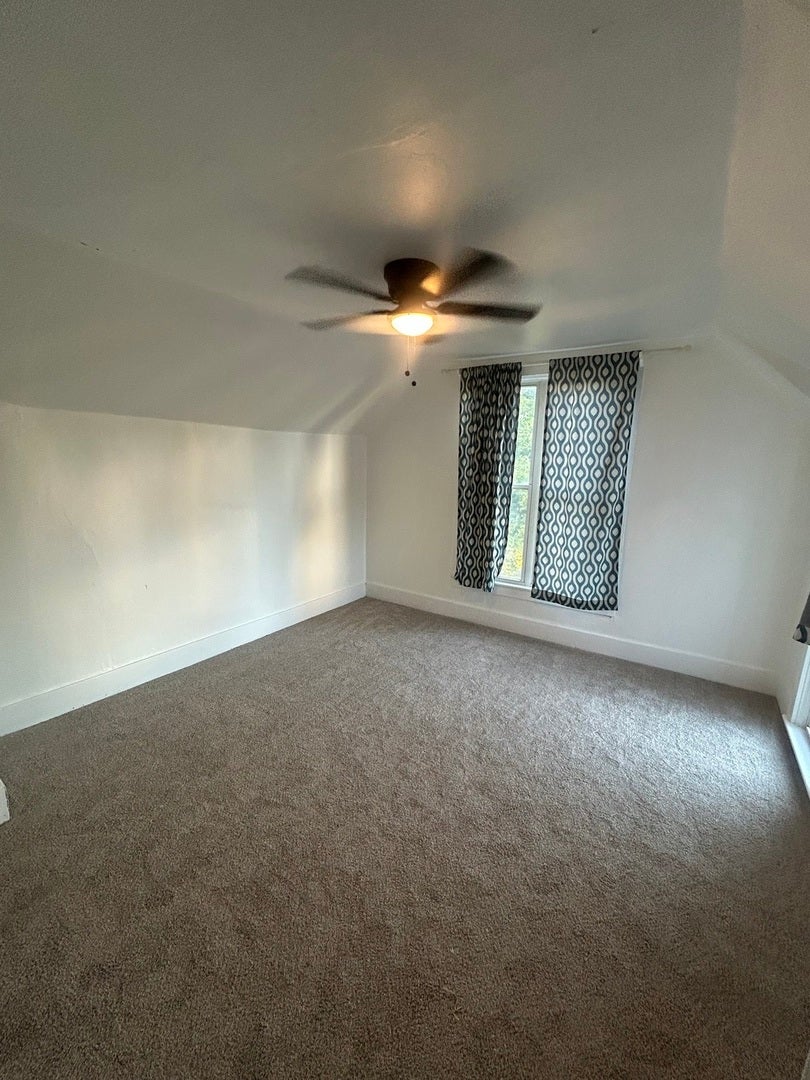 201 W Byron Street