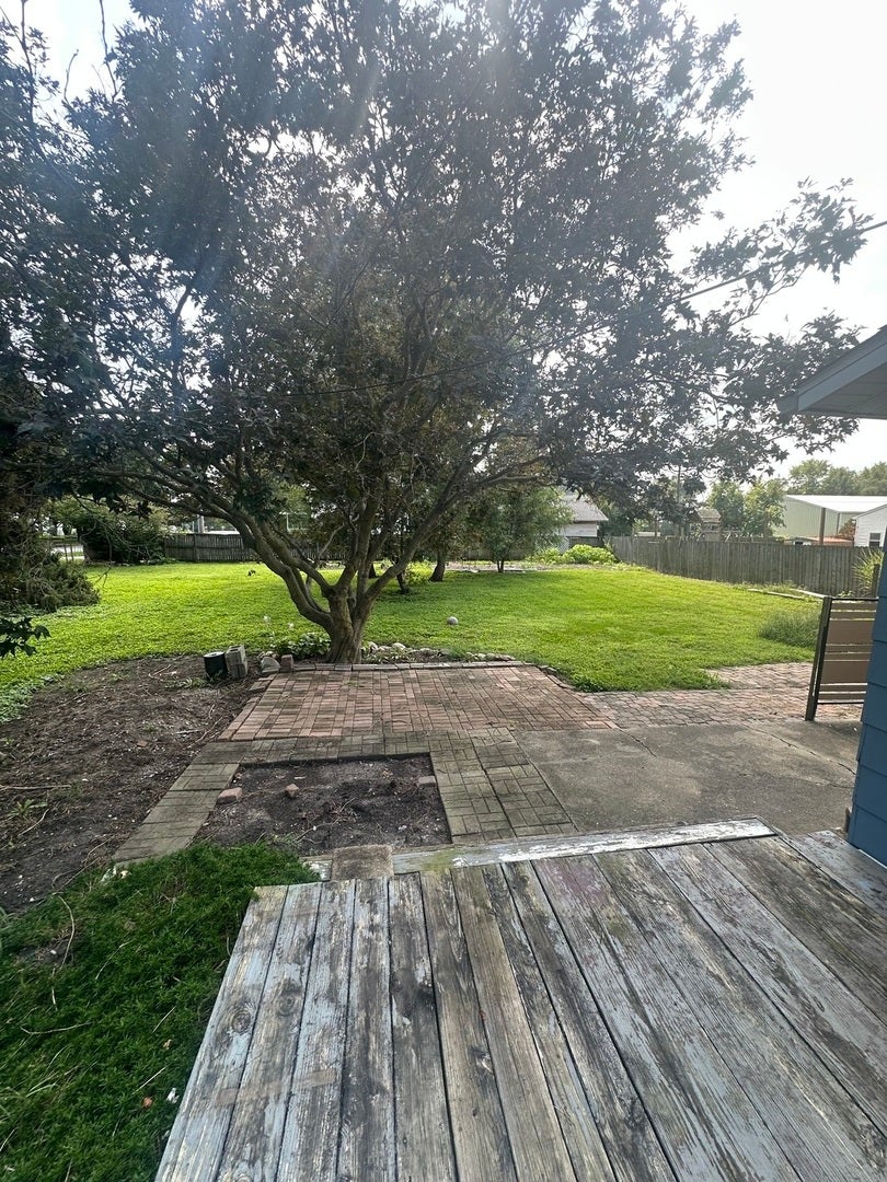 201 W Byron Street