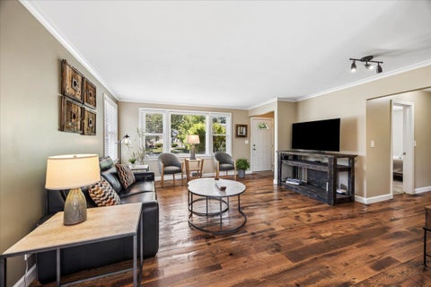 Tiny photo for 1871 Hawthorne Avenue, Westchester, IL 60154 (MLS # 12748888)