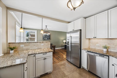 Tiny photo for 1871 Hawthorne Avenue, Westchester, IL 60154 (MLS # 12748888)