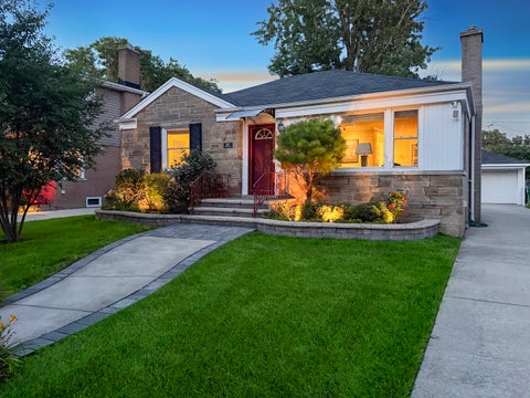 Tiny photo for 1871 Hawthorne Avenue, Westchester, IL 60154 (MLS # 12748888)