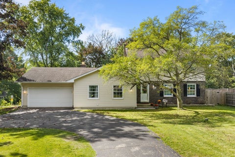6121 Sands Road, Crystal Lake, IL 60014 - #: 12781626