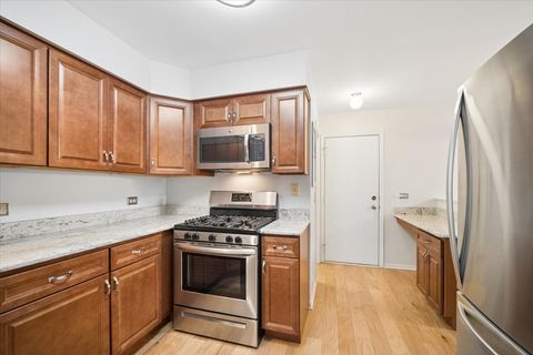 Tiny photo for 1099 Quaker Hill Court #1099, Elgin, IL 60120 (MLS # 12617370)