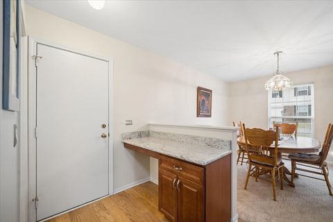 Tiny photo for 1099 Quaker Hill Court #1099, Elgin, IL 60120 (MLS # 12617370)