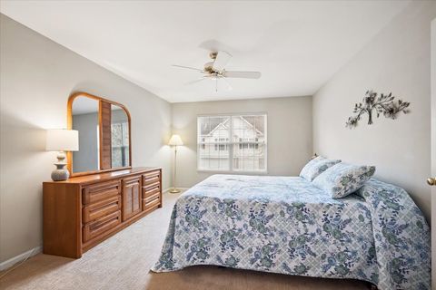 Tiny photo for 1099 Quaker Hill Court #1099, Elgin, IL 60120 (MLS # 12617370)