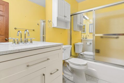 Tiny photo for 6702 Pershing Court, Woodridge, IL 60517 (MLS # 12587291)