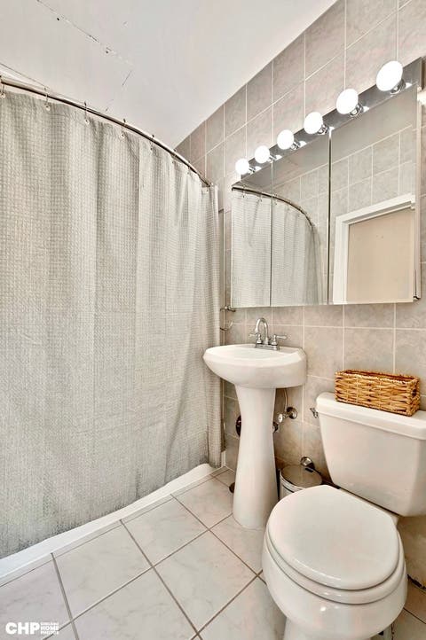 Tiny photo for 880 N Lake Shore Drive #25H, Chicago, IL 60611 (MLS # 12678657)