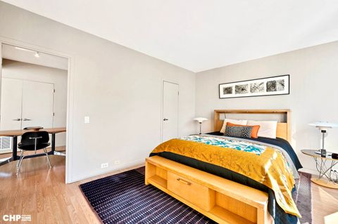 Tiny photo for 880 N Lake Shore Drive #25H, Chicago, IL 60611 (MLS # 12678657)